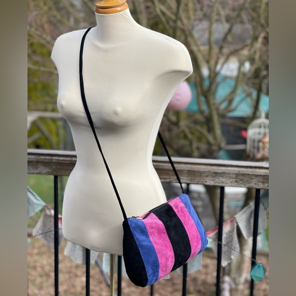 Super cute vintage suede crossbody bag - Picture 3 of 5